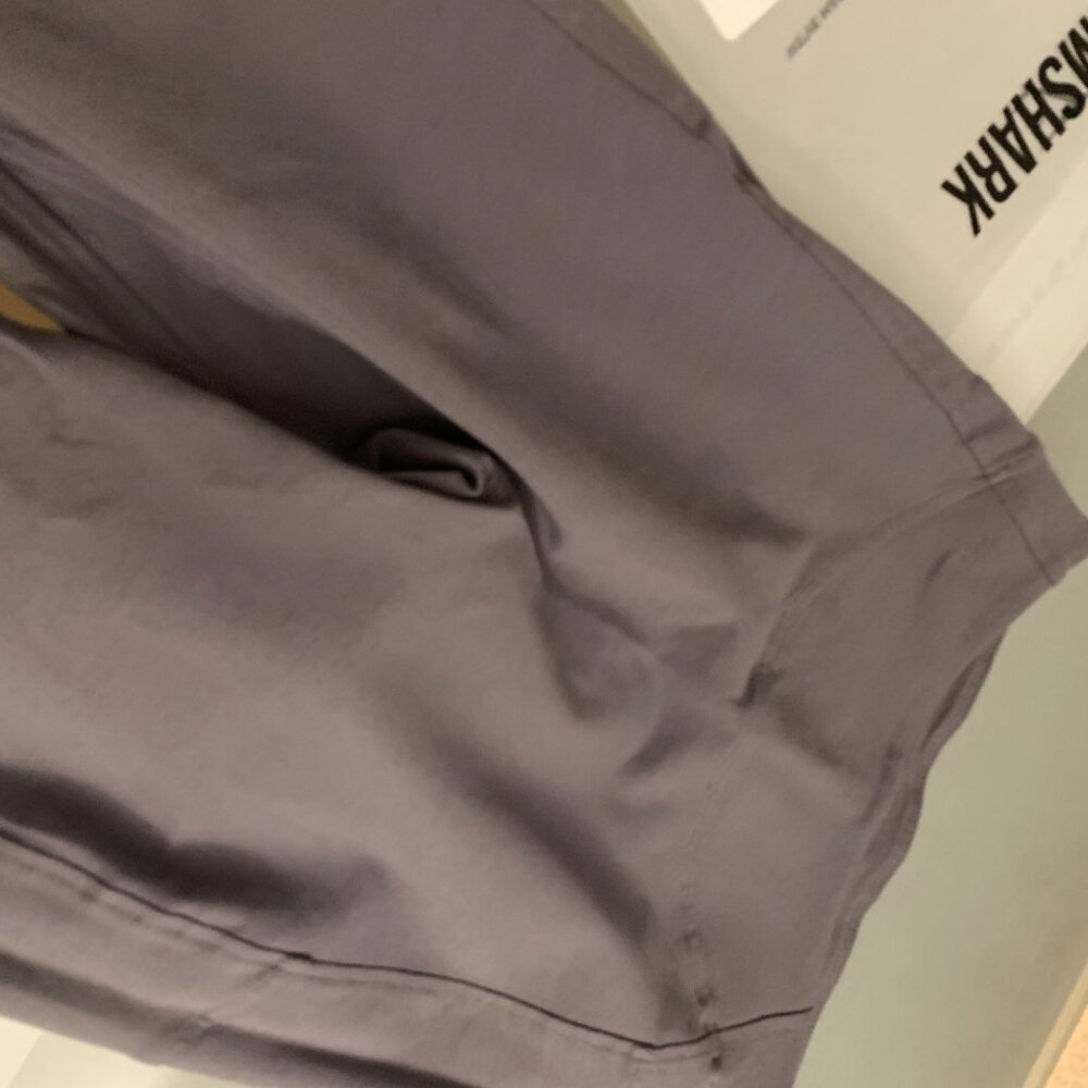 BNWT GYNSHARK Rest Day Bootcut Leggings BRUSHED GREY WITH MATCHING TANK XS - Picture 6 of 14